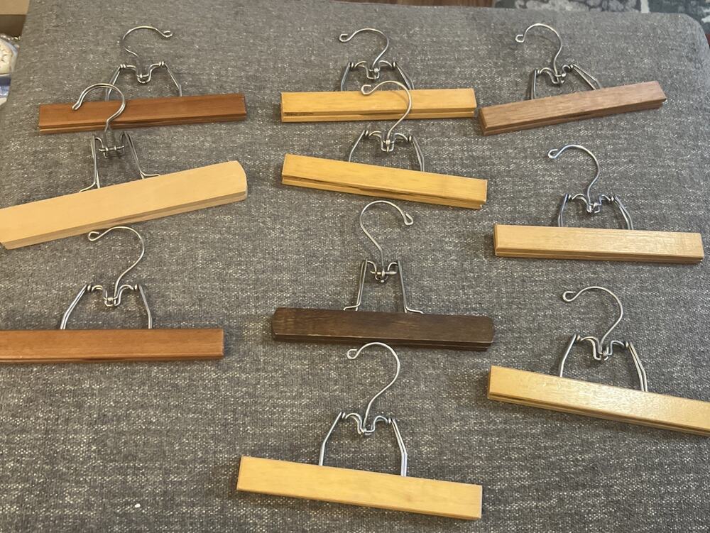 Lot Of 10 Vintage Wood Slack / Skirt Ribbed Hangers Estimated 9 Inches #20